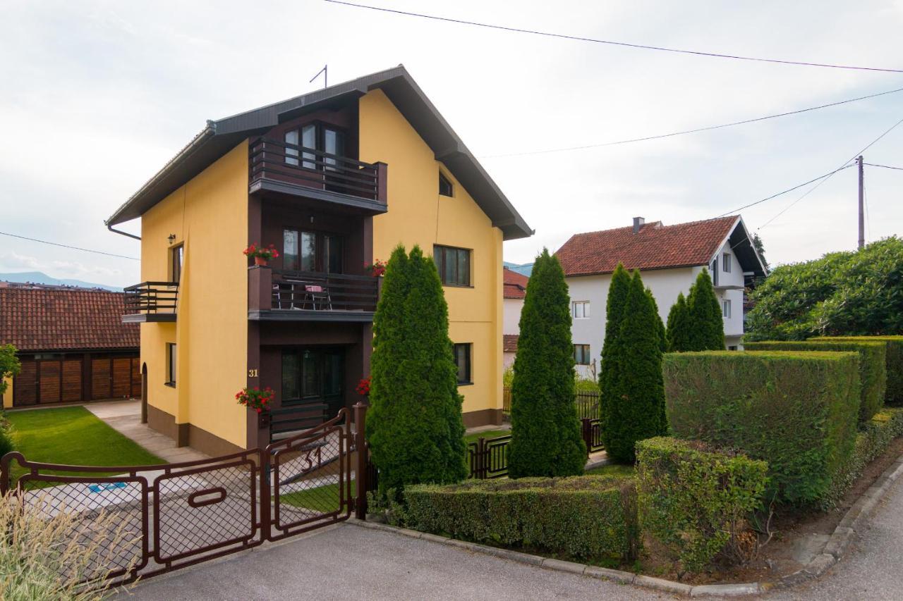 Brick Apartment Баина Баща Екстериор снимка
